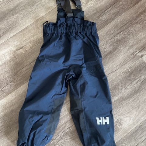 Helly hansen med seler str 110