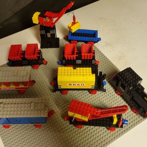 Vintage Retro Lego Vogner og Tog selges.