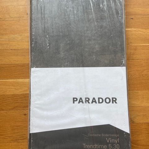 Parador Vinyl trendtime 5.30 Mineral Black (3,2m^2)