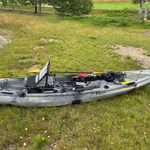 Kayak Riot Mako 12