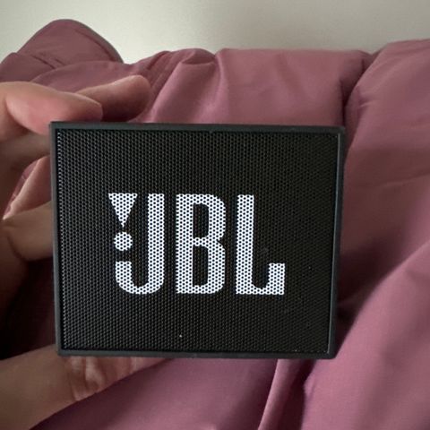 Jbl liten høyttaler