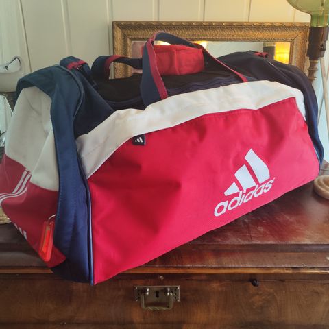 Vintage Adidas bag