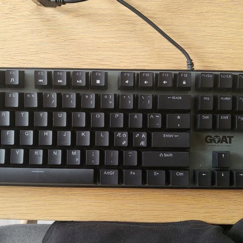 Gaming tastatur selges bilig!!!