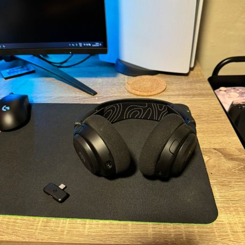 Steelseries Arctis Nova 5 trådløst Headset