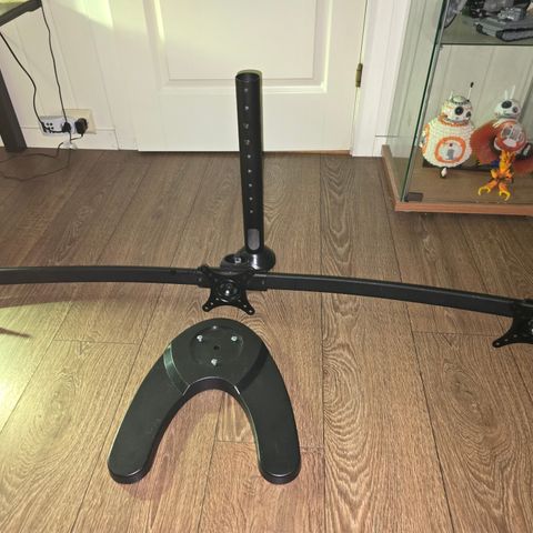 Monitor stand (Triple)