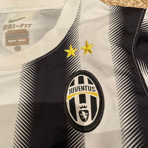 Juventus fotballdrakt Str 8 år