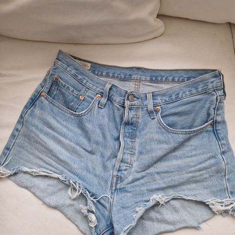 Levis Shorts, str 31