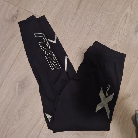 2XU tights