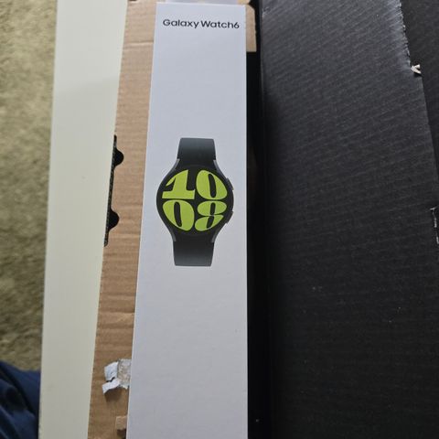 Galaxy Watch6 (Bluetooth, 44mm) Unopened