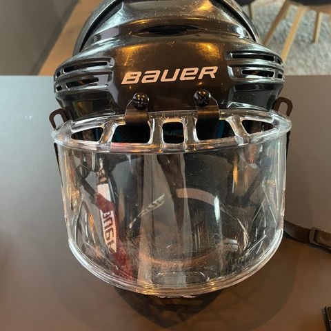 Bauer hockeyhjelm