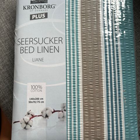 Sengklær (bedlinen) / dynetrekk 140x200 cm + putetrekk 50x70x75 cm