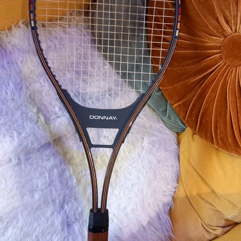 Tennis racket