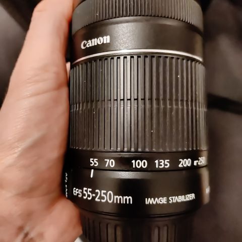 canon efs 55-250mm image stabilizer lens macro 1.1m