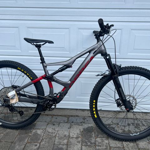 LITE BRUKT! Orbea Occam H30 2022 - Veilpris 36 990,- | Size Medium |