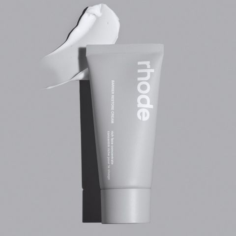 Uåpnet Rhode skin barrier restore cream