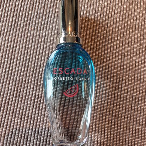 Escada Sorbetto Rosso