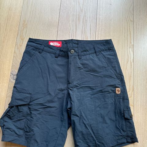 Fjellreven shorts, str. M