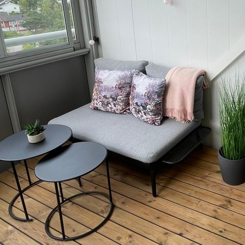 Hagemøbler (sofa+småbord)