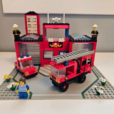 Lego 6385 fire house