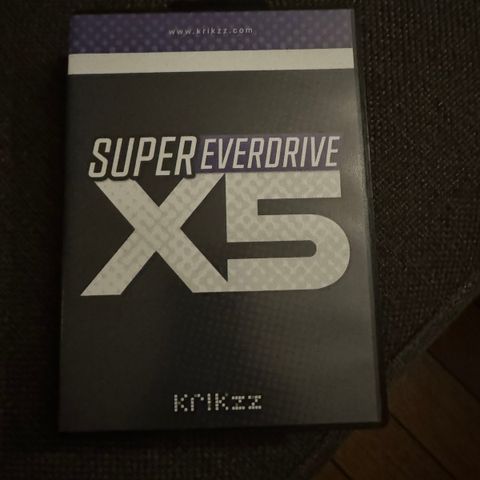 Krikzz Super Everdrive x5