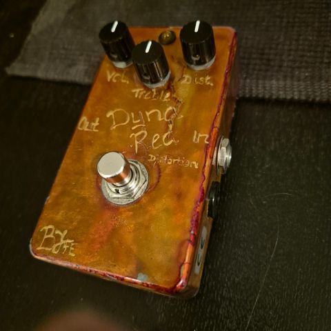 BJFe Dyna Red hand wired by Bjorn Juhl