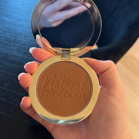 Too faced bronzer