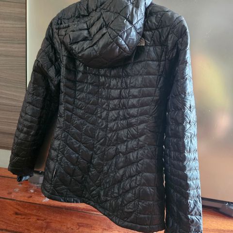 North face primaloft jakke