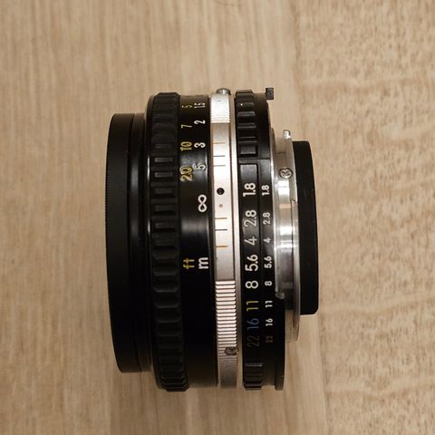 Nikon 50mm f1.8 pancake