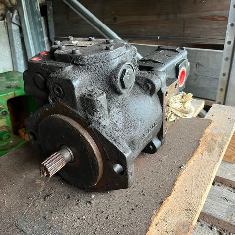 Hydraulikkpumpe Kobelco SK 70 (kawasaki)