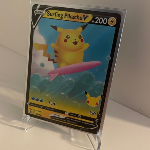 Surfing Pikachu V - Celebrations 008/025