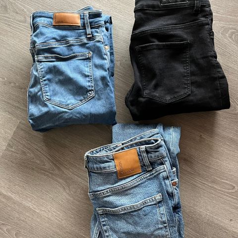 Jeans M