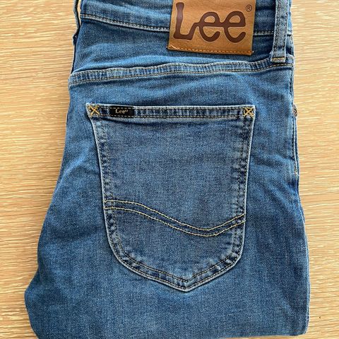 Lee Malone Jeans W31L32, som ny!