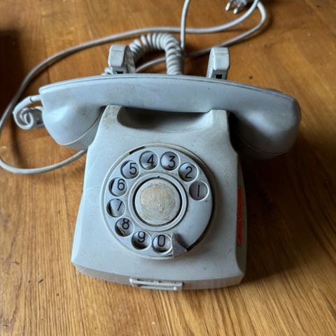 Gammel telefon