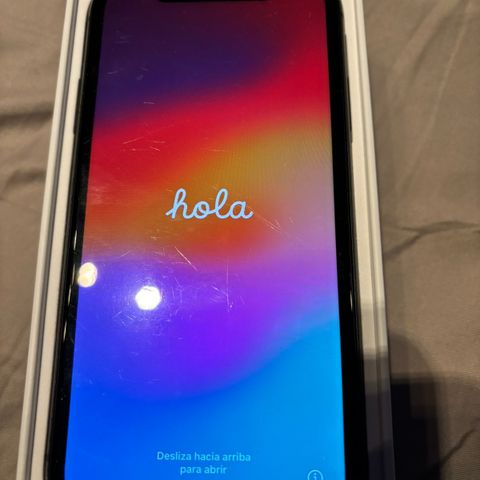 iPhone 11 64GB i god stand