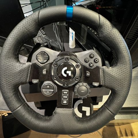 Logitech G923