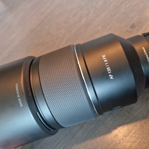 Samyang AF 135/1.8 Sony E-Mount