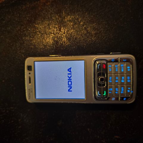 Nokia N73