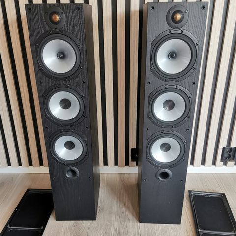 Monitor audio MR6