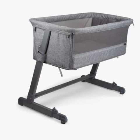 Yngri bedside crib