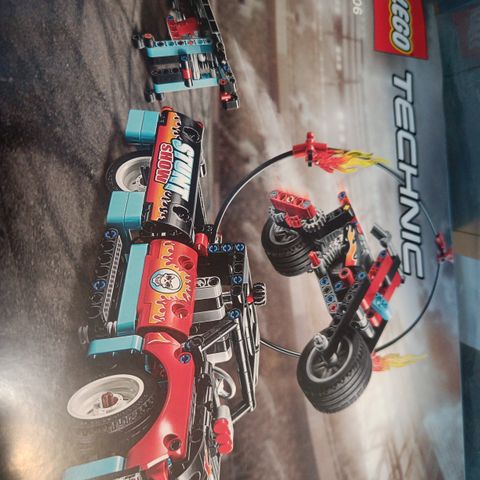 Lego technic 42106