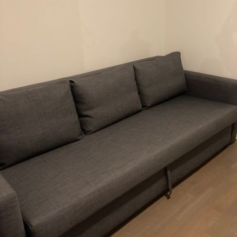 Sovesofa fra Ikea til salgs.