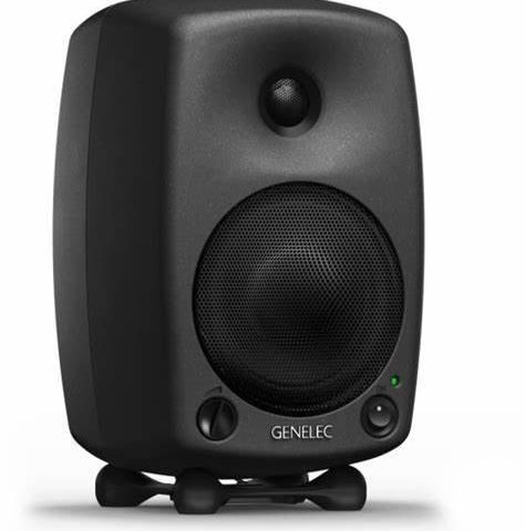 Genelec - 8030B Bi-Amped Studio Monitor - Sort (Singel)