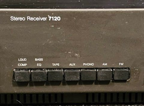 NAD 7120 Receiver