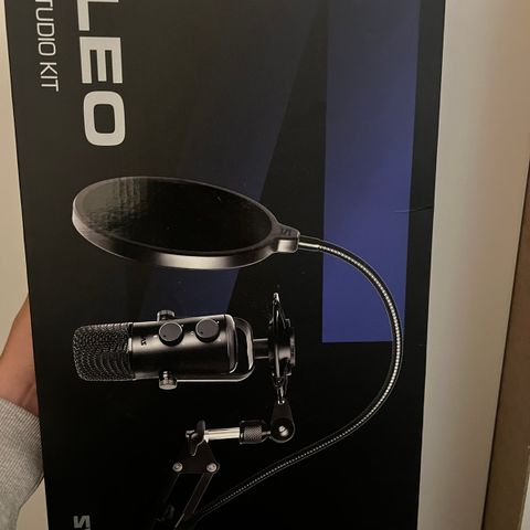 Leo studie kit gaming Mic