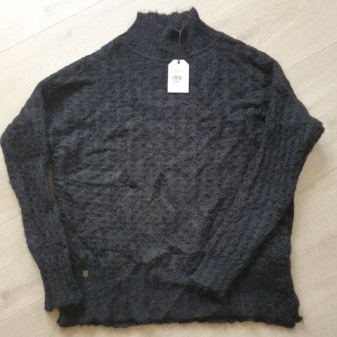 Ny RAH Oslo Leah Sweater Solid