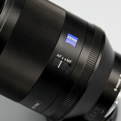 sony fe 50mm f1.4 za planar t e-mount fullformat