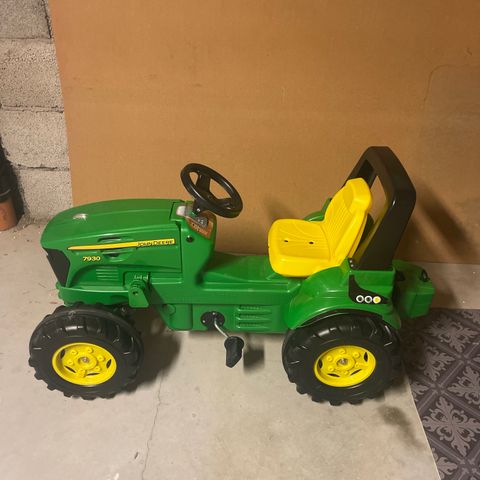 John Deere traktor