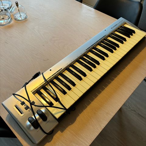 M-Audio Keyrig 49 Midi Keyboard