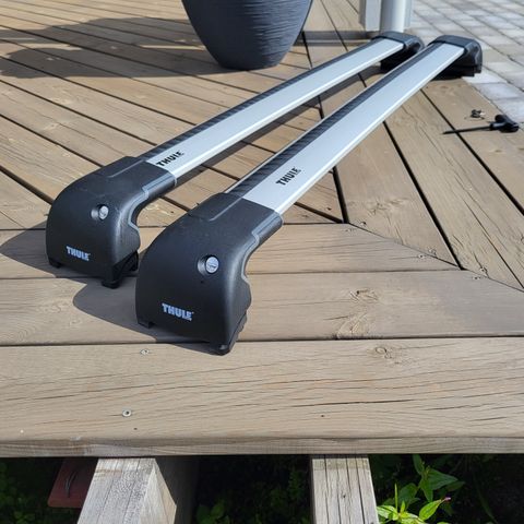 Thule Wingbar Edge Takstativ til BMW X3