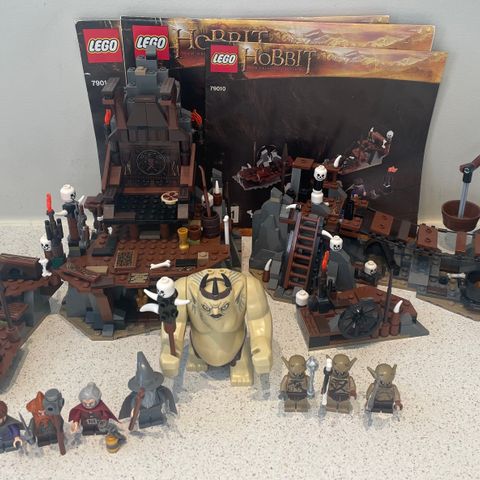 Lego The Hobbit 79010 - The Goblin King Battle